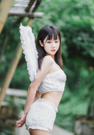 欧美时尚女装图片大全_BD英语视频大全