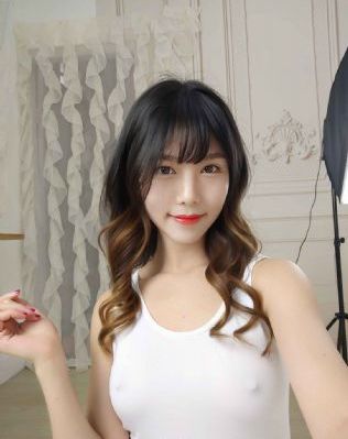 日韩偷偷在线_高清直播在线观看