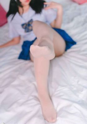 欧美黑白美女模特_DVD电影在线观看