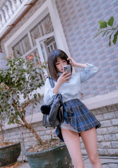 国产美女壁纸_国产剧在线播放观看