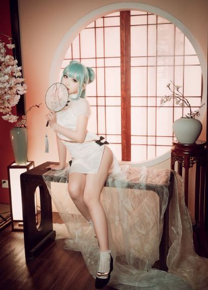 女生怎么自己安慰自己的视频_DVD高清免费观看
