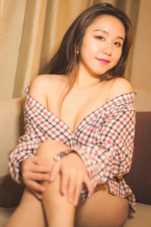 qq头像情侣黑白欧美_4K神马影院手机在线