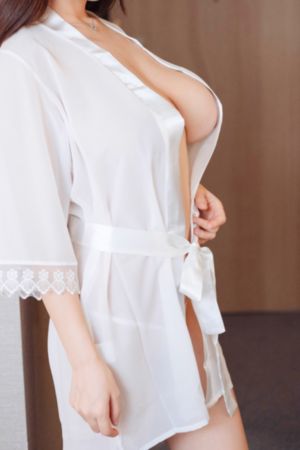 日韩精品在线视频丁香乳_720高清在线