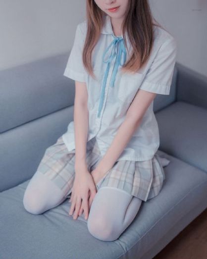 厨房征服少妇林小薇_BD英语完整版观看
