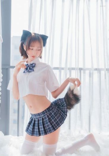 日日躁狠狠躁aaaaxxxx_高清高清免费观看