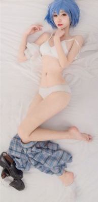 99在线精品视频16岁_HD免费播放